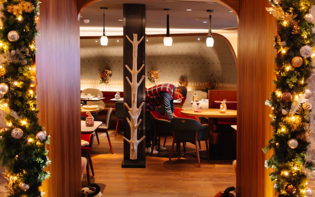 10 façons de montrer les coulisses de votre hôtel-restaurant sur Instagram